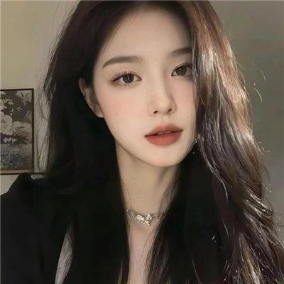 蓝天花朵